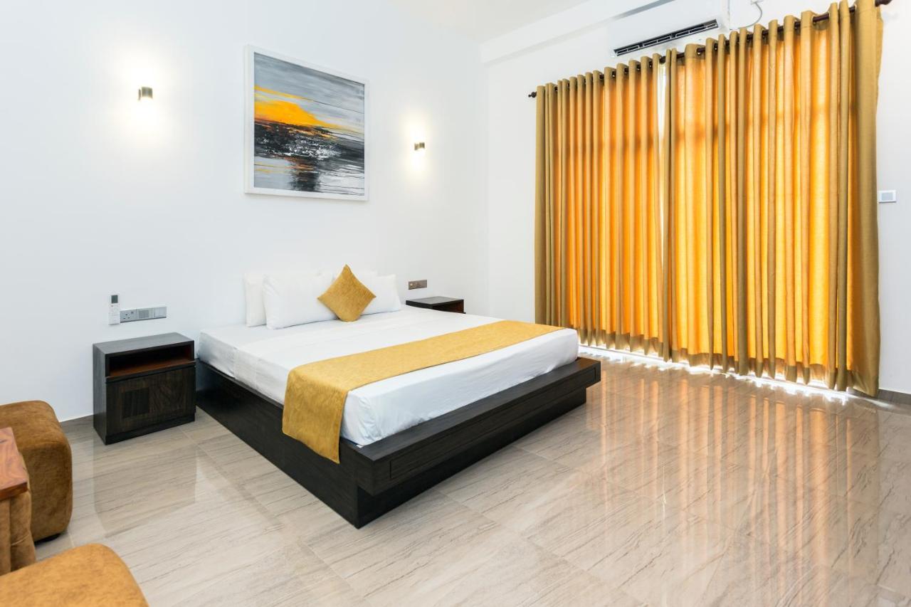 Polhana Grand Resort Matara Exterior foto