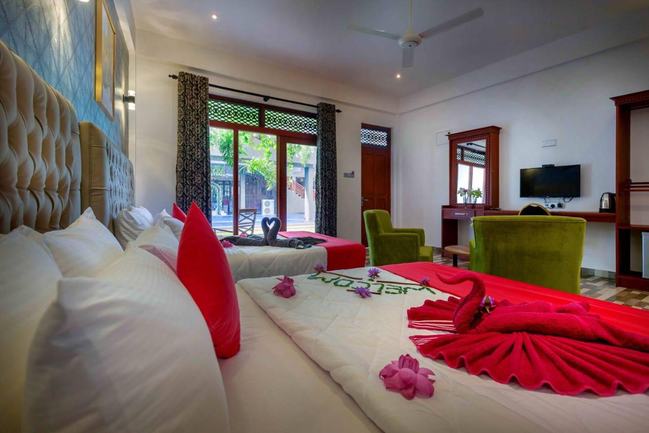 Polhana Grand Resort Matara Exterior foto