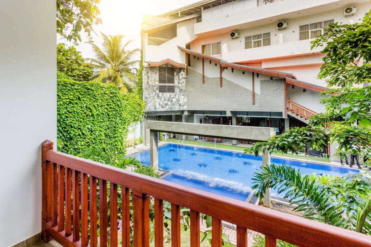Polhana Grand Resort Matara Exterior foto